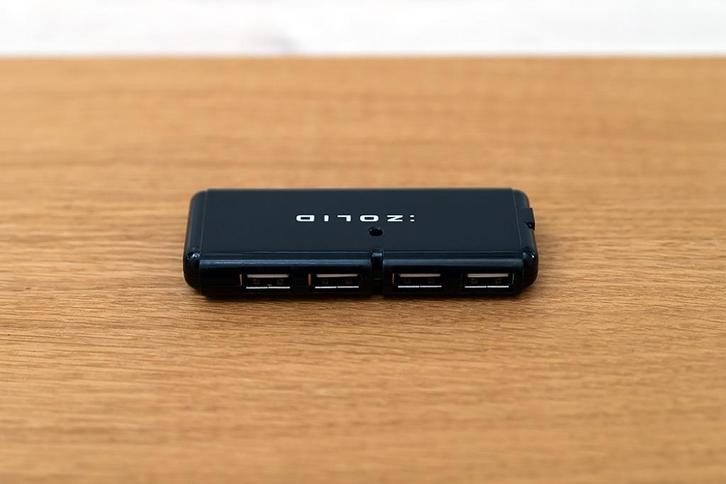 Compacte USB Hub - 4 Poorts, Computers en Software, Dockingstations, Zo goed als nieuw, USB-hub, Ophalen