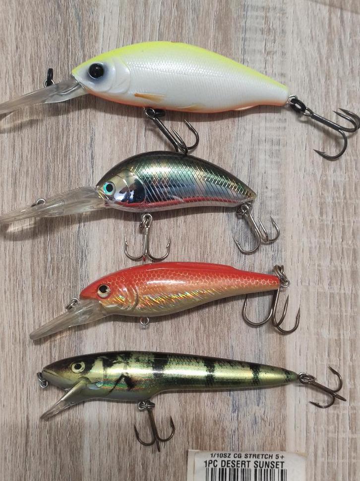 4 ratelpluggen diverse dieptes en maten ( kunstaas ), Watersport en Boten, Hengelsport | Roofvissen, Zo goed als nieuw, Overige typen