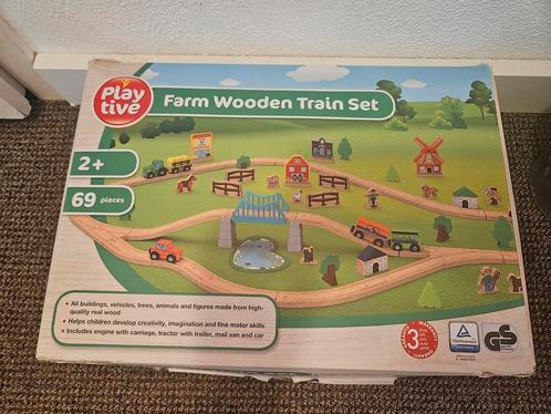 Houten treinbaan, Kinderen en Baby's, Speelgoed | Racebanen, Gebruikt, Handmatig, Overige merken, Ophalen