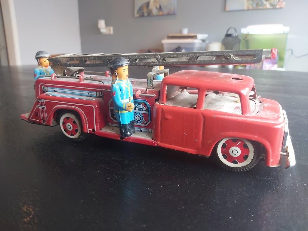 Blikken speelgoed brandweerauto STI, Antiek en Kunst, Antiek | Speelgoed, Ophalen of Verzenden