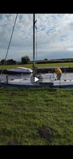 Kelt kajuitzeiljacht
Met 4pk 4t yamaha bb, Watersport en Boten, Ophalen, Zo goed als nieuw