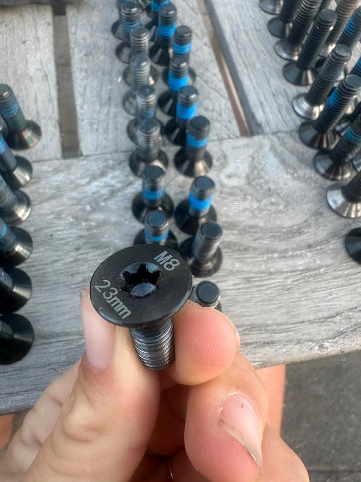 Diverse M8 Bouten - wingfoil parts north foil kitefoil, Watersport en Boten, Wingsurfen, Gebruikt, Wingsurf-wing, Ophalen of Verzenden