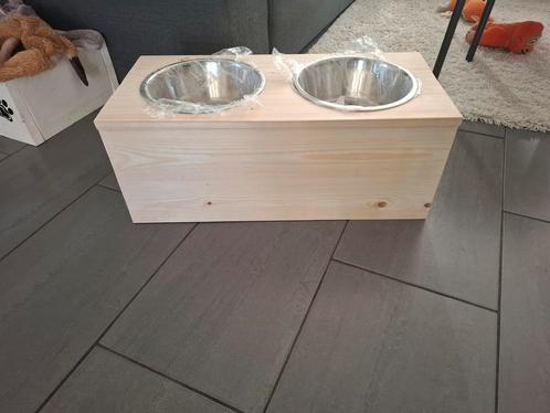 Houten handgemaakte voer drinkbakstandaard met rvs bakjes, Dieren en Toebehoren, Hondenvoerbakken en Drinkbakken, Nieuw, Ophalen of Verzenden