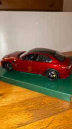 Mooi model Alfa Romeo 1/18, Ophalen of Verzenden, Zo goed als nieuw, Bburago
