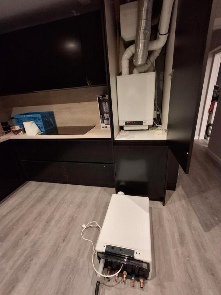 CV-KETEL, Doe-het-zelf en Verbouw, Verwarming en Radiatoren, Zo goed als nieuw, Cv-ketel of Combi-ketel, 30 tot 80 cm, Minder dan 60 cm