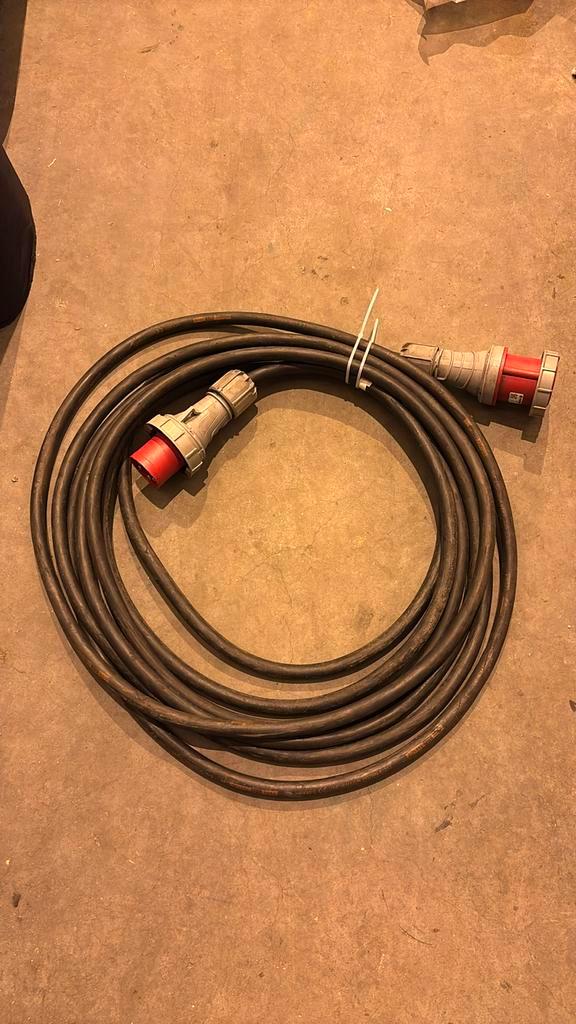 Keraf 63A krachtstroom verlengsnoer 15 meter, Doe-het-zelf en Verbouw, Elektra en Kabels, Gebruikt, Kabel of Snoer, Ophalen of Verzenden