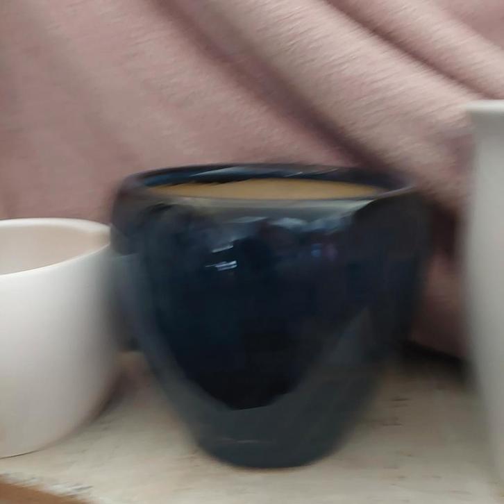 Planten potten., Tuin en Terras, Bloembakken en Plantenbakken, Steen, Minder dan 30 cm, Rond, Ophalen of Verzenden