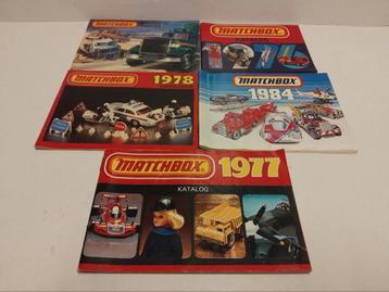 Matchbox catalogussen 1976 t/m 1984 katalogus 5 EURO  3INCH beschikbaar voor biedingen