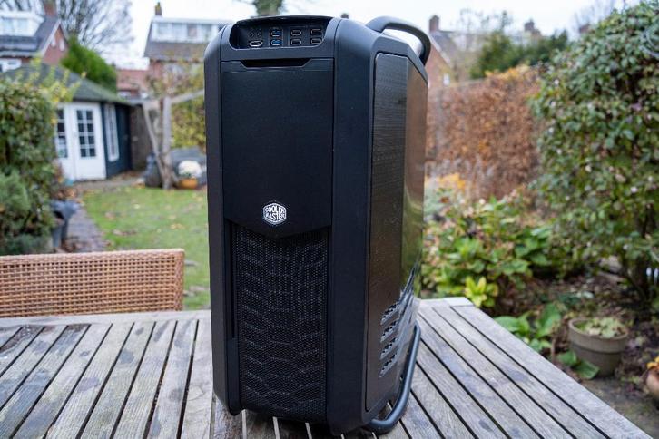 Cooler Master Cosmos II Unieke full-tower met RGB frontfan, Computers en Software, Computerbehuizingen, Gebruikt, Ophalen