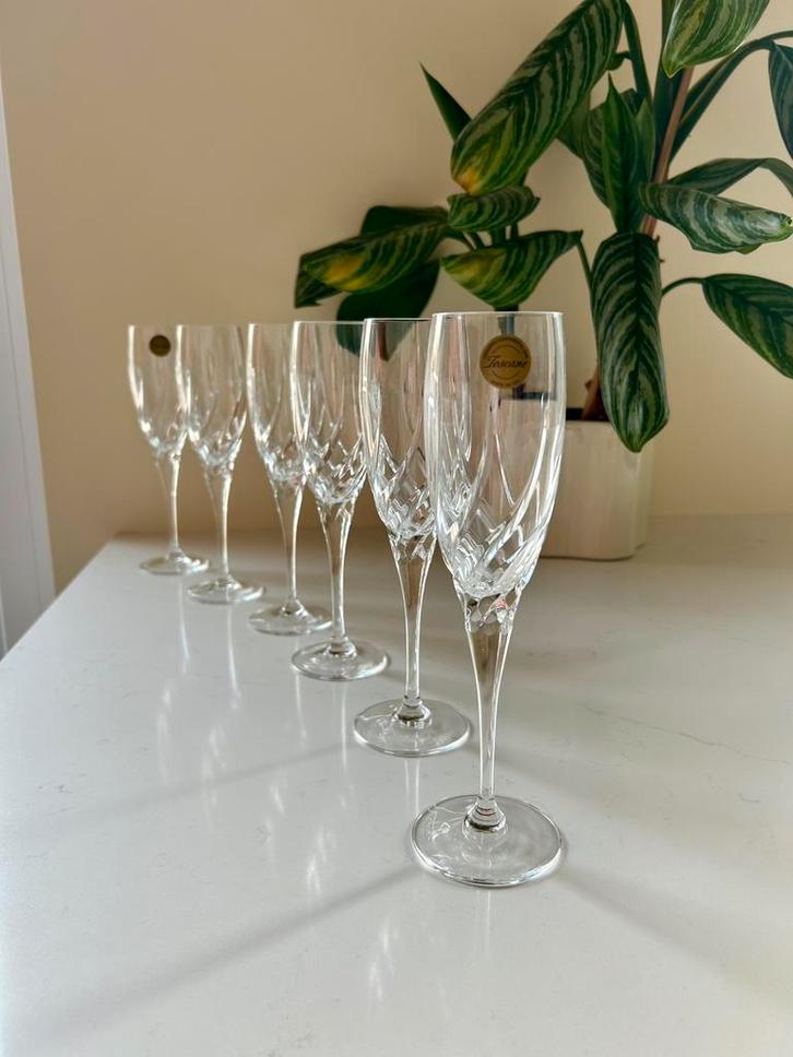 6 kristallen flutes Toscane 180 ml nieuwstaat, Verzamelen, Glas en Borrelglaasjes, Zo goed als nieuw, Overige typen, Ophalen of Verzenden