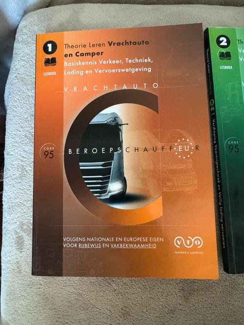 Theorie Leren Vrachtauto en Camper – Module 1, 2 en 3, Boeken, Schoolboeken, Zo goed als nieuw, Nederlands, Overige niveaus, Ophalen of Verzenden