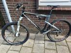 Zeer nette mooie Scott Spark 20 carbon maat 50, Fietsen en Brommers, Fietsen | Mountainbikes en ATB, Fully, Ophalen, Zo goed als nieuw