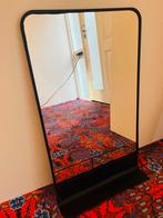 Zwarte Stalen Spiegel met Rekje - 75x45 cm, Ophalen, Minder dan 50 cm, Zo goed als nieuw, Minder dan 100 cm