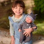 Schattige babypop soft body Llorens levensechte baby pop, Spanje, Nieuw, Ophalen of Verzenden, Babypop