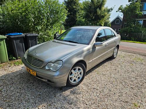Mercedes-Benz C-Klasse 1.8 C200 Kompr Sedan 2004 Grijs, Auto's, Mercedes-Benz, Particulier, C-Klasse, Benzine, D, Sedan, Handgeschakeld