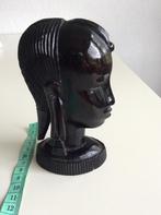 Super mooi afgewerkt beeldje uit Zuid Afrika van ebbenhout, Antiek en Kunst, Kunst | Beelden en Houtsnijwerken, Ophalen of Verzenden