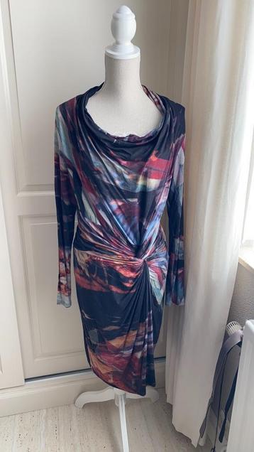 Jurk Watervalhals Transfer Maat L mooie warme kleuren beschikbaar voor biedingen
