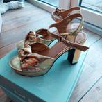 Gouden hakjes maat 37 Manfield, Kleding | Dames, Schoenen, Ophalen, Zo goed als nieuw, Overige kleuren