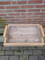 Te koop 2 x dienblad 1 steigerhout 59 x 40 cm en 1 rotan 40, Huis en Inrichting, Woonaccessoires | Dienbladen, Rechthoekig, Zo goed als nieuw