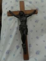Te koop een houten kruis met bronzen Jezus, Huis en Inrichting, Woonaccessoires | Wanddecoraties, Gebruikt, Ophalen of Verzenden