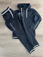 Trainingspak - The Indian Maharadja, Ophalen, Kleding