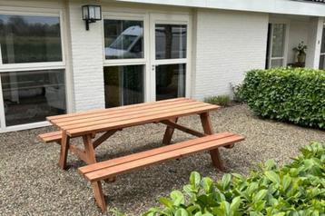 Hardhouten picknicktafel Comfort beschikbaar voor biedingen