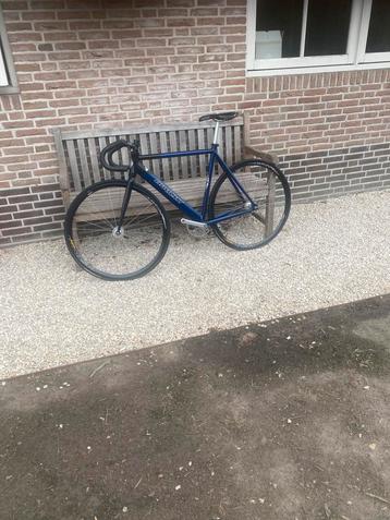 Baanfiets te koop  beschikbaar voor biedingen