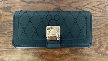 Zwarte Portemonnee met Knipsluiting beschikbaar voor biedingen