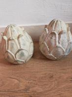 Ornamenten 2 stuks  ook voor binnen en  terras/ balkon, Ophalen of Verzenden, Gebruikt