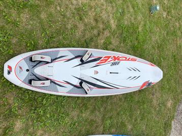 2 windsurfsets  beschikbaar voor biedingen
