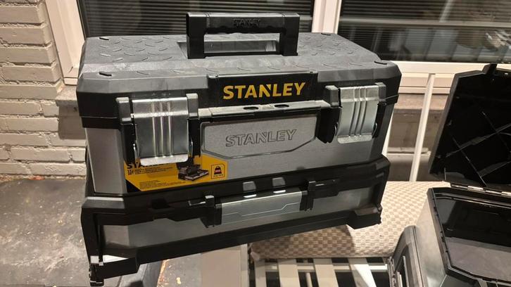 Stanley gereedschapskist met lade - 2 stuks, Doe-het-zelf en Verbouw, Gereedschapskisten, Zo goed als nieuw, Ophalen