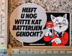 Vintage sticker heeft u nog witte kat batterijen gekocht?, Verzamelen, Ophalen of Verzenden