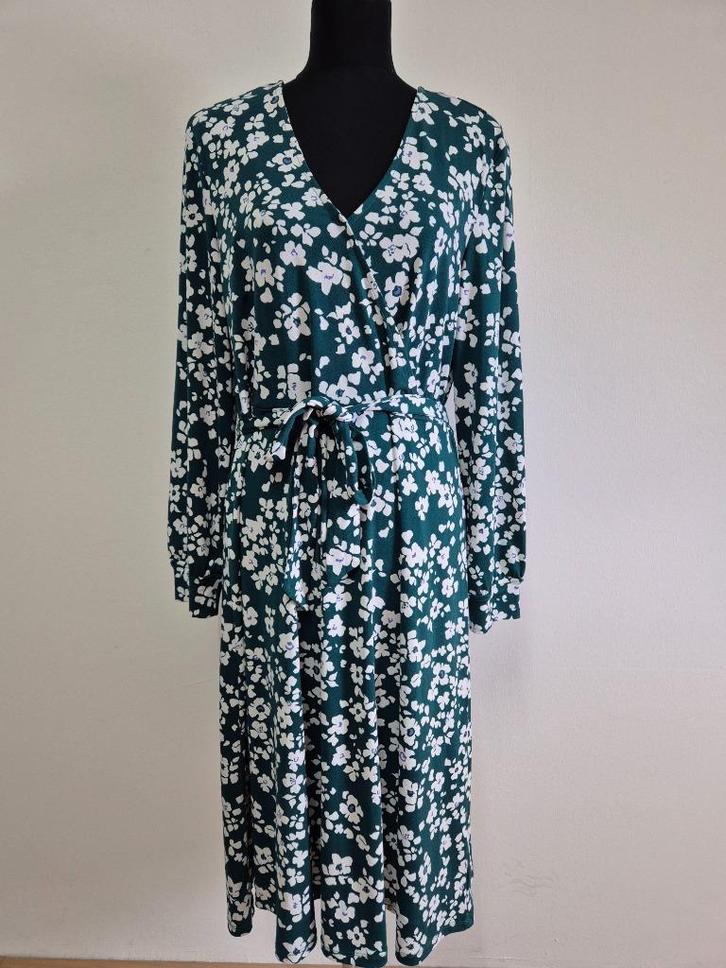 J469 - Donkergroene Hema jurk maat L (1), Kleding | Dames, Jurken, Zo goed als nieuw, Maat 38/40 (M), Groen, Onder de knie, Ophalen of Verzenden