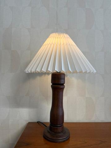 Vintage houten lampenvoet staande lamp japandi brutalist beschikbaar voor biedingen