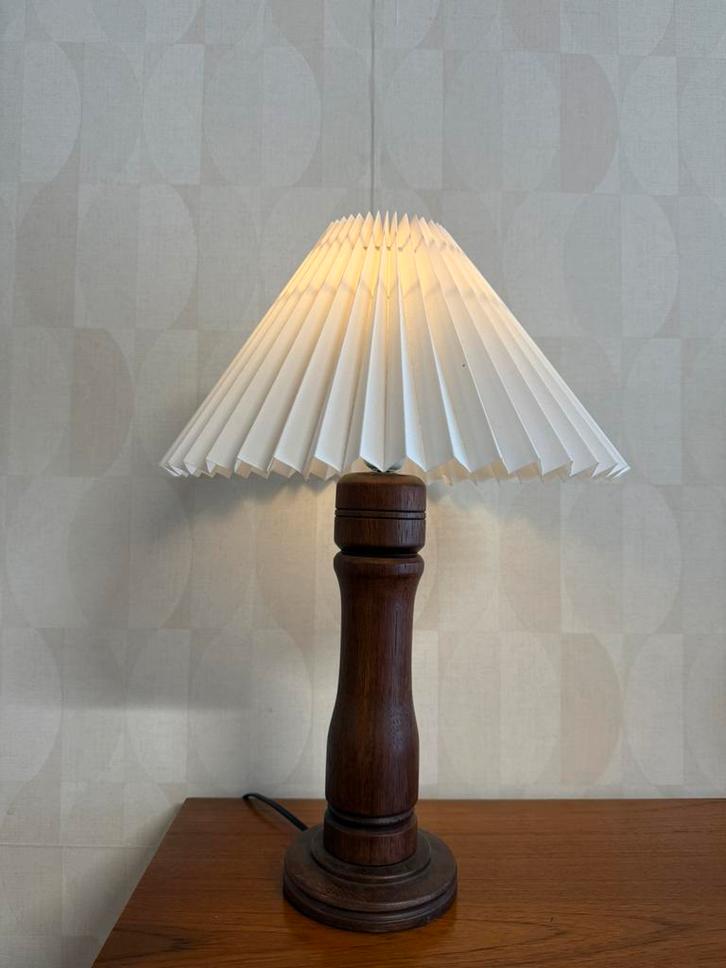 Vintage houten lampenvoet staande lamp japandi brutalist, Huis en Inrichting, Lampen | Tafellampen, Zo goed als nieuw, Minder dan 50 cm