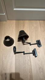 Twee Flamant wandlampen in smoked bronze kleur (met kapjes), Ophalen, Zo goed als nieuw