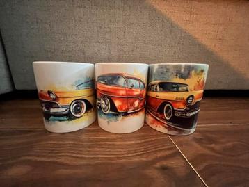 Retro Kopjes met Amerikaanse Auto's beschikbaar voor biedingen