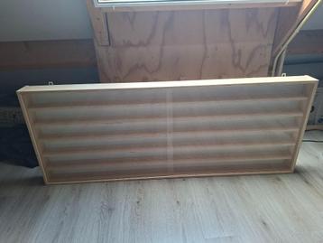 Vitrinekast H0 150x58,5x10 gebruikt beschikbaar voor biedingen