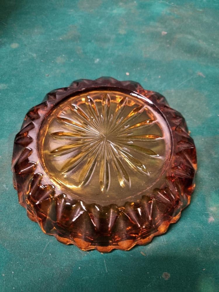 asbakken amber glas vintage 2 stuks, Verzamelen, Ophalen of Verzenden, 'T Olde Gre-j, Info@toldegrej.nl, Endepoelstraat 20f Didam