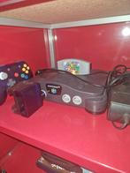 Nintendo 64 zeer compleet, Spelcomputers en Games, Ophalen of Verzenden, Zo goed als nieuw, Met 2 controllers