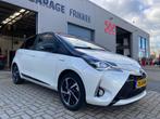 Toyota Yaris 1.5 Hybrid Executive 2 Tone aut., Auto's, Toyota, 1497 cc, Gebruikt, 4 cilinders, Wit