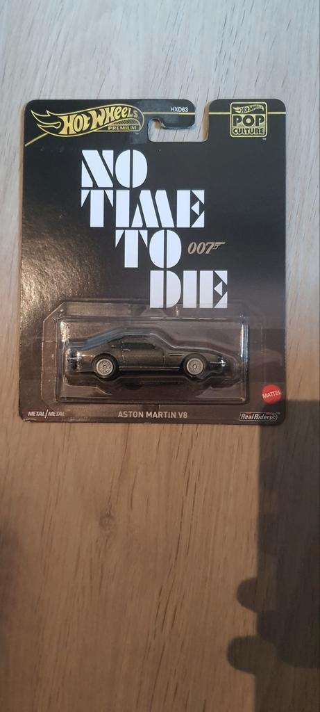 Hotwheels 007 aston martin v8, Hobby en Vrije tijd, Modelauto's | Overige schalen, Nieuw, Auto, Ophalen of Verzenden