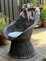 Leuke rotan vintage stoel zwart, Tuin en Terras, Ophalen, Gebruikt, Rotan