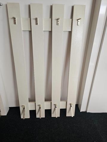 Witte Vintage Kapstok: Zeer goede staat! beschikbaar voor biedingen