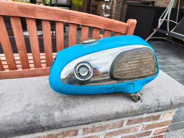Honda ss50 tank  beschikbaar voor biedingen