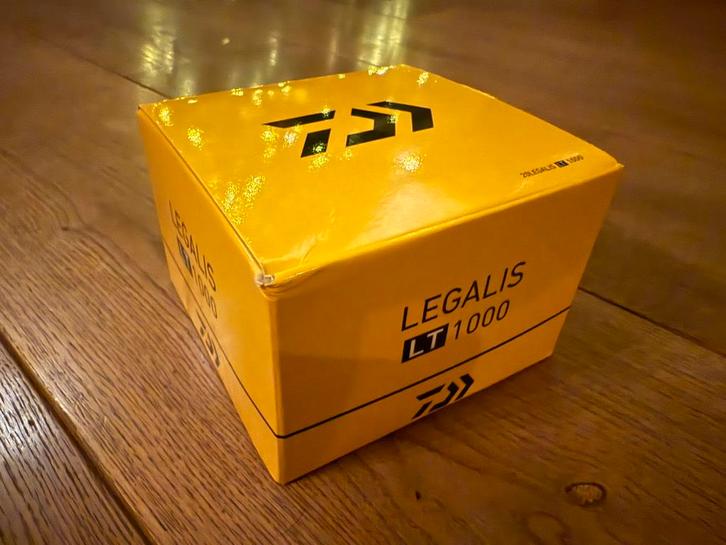 Daiwa Legalis LT1000 roofvismolen finesse carolina baars, Watersport en Boten, Hengelsport | Roofvissen, Zo goed als nieuw, Molen