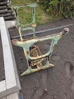 Naai machine onderstel Oudkerk, Ophalen