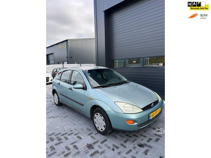Ford Focus 1.4-16V Ambiente Inruil koopje, Auto's, Ford, Bedrijf, Te koop, Focus, ABS, Airbags, Centrale vergrendeling, Elektrische ramen