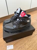Nike Air Jordan 1 Mid SE 47,5 US13 Black-White-Wolf Grey, Ophalen of Verzenden, Zo goed als nieuw, Zwart