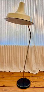Oude design vloerlamp met gemailleerde kap, Ophalen, Gebruikt, 100 tot 150 cm, Metaal